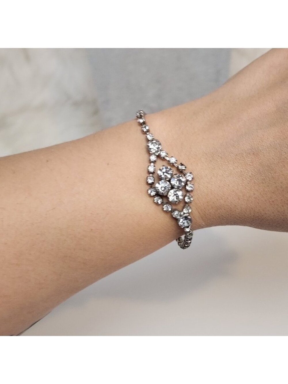 Vintage Art Deco Style Rhinestone Link Bracelet Silver Tone 1950s Retro Costume - Picture 4 of 9
